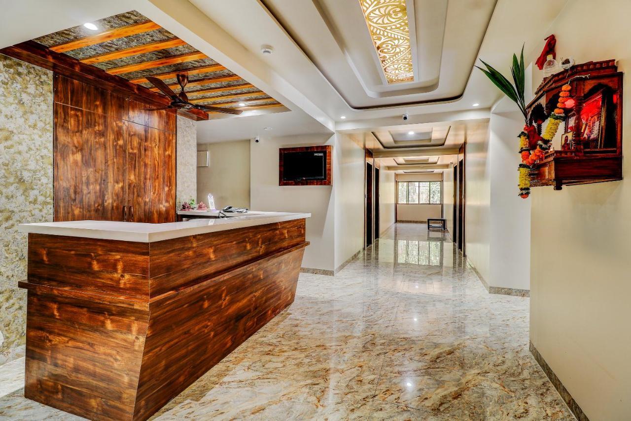 Hotel Apratim Lodging & Boarding Ulhasnagar Ngoại thất bức ảnh